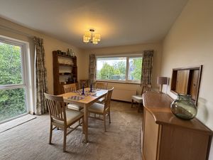 DINING ROOM- click for photo gallery